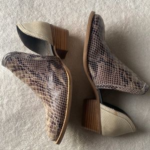 Diba True Shy Town Booties